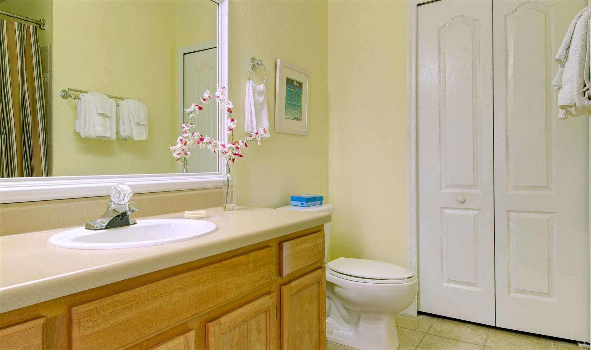 Runaway Beach Resort By Magical Memories -Disney Area Kissimmee Exteriör bild